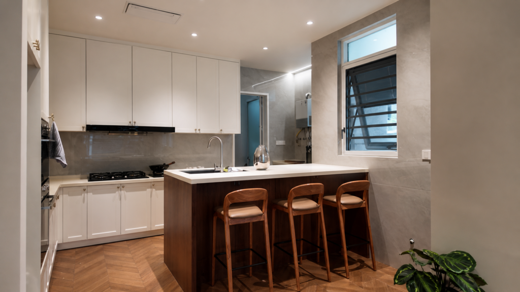 Warm Walnut Peninsula Kitchen